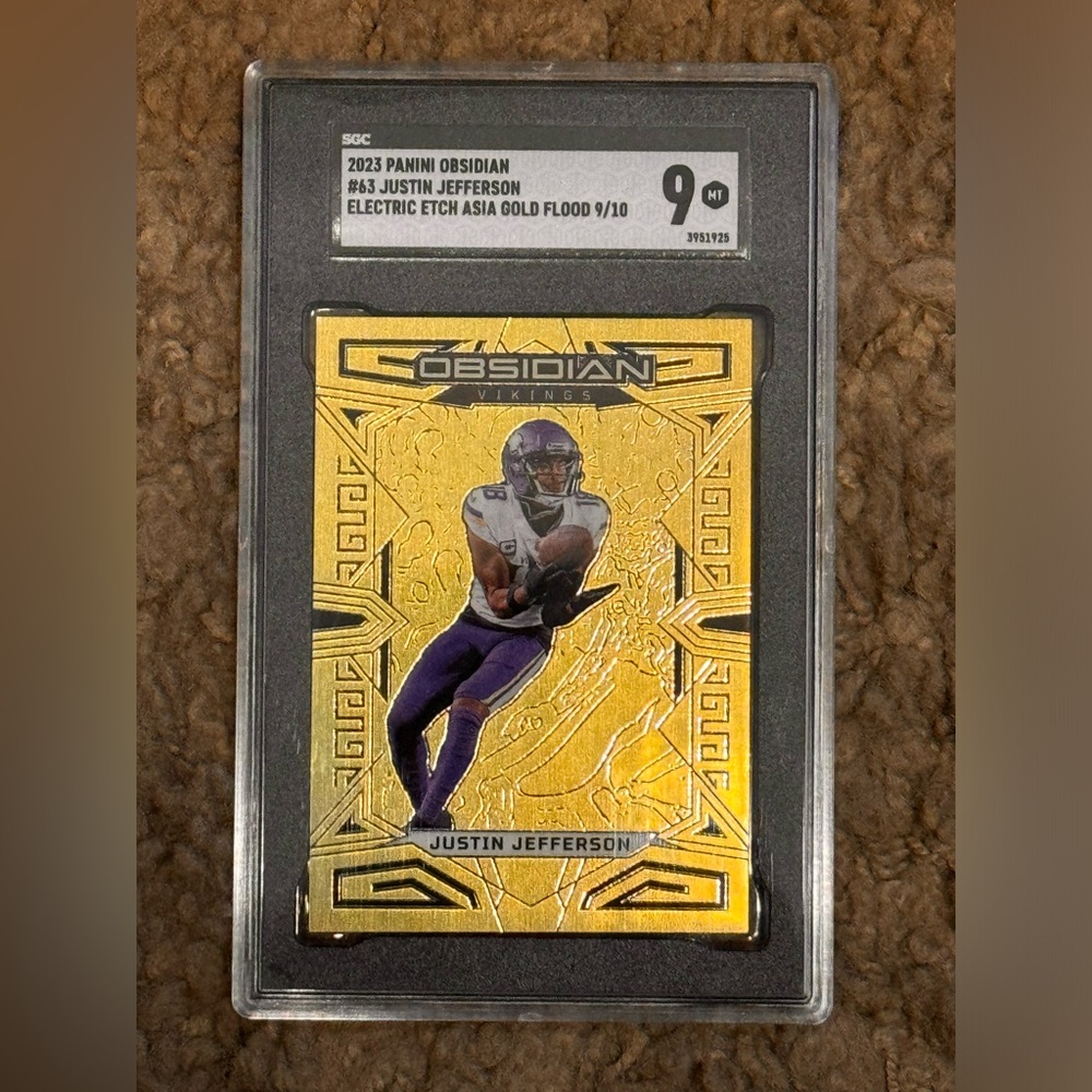 2023 Obsidian Justin Jefferson Electric Etch Asia Gold Flood
 /10 #63 SGC 9